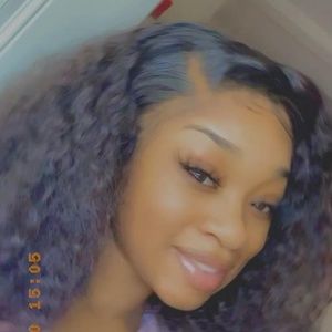 Meet your Posher, Traylor